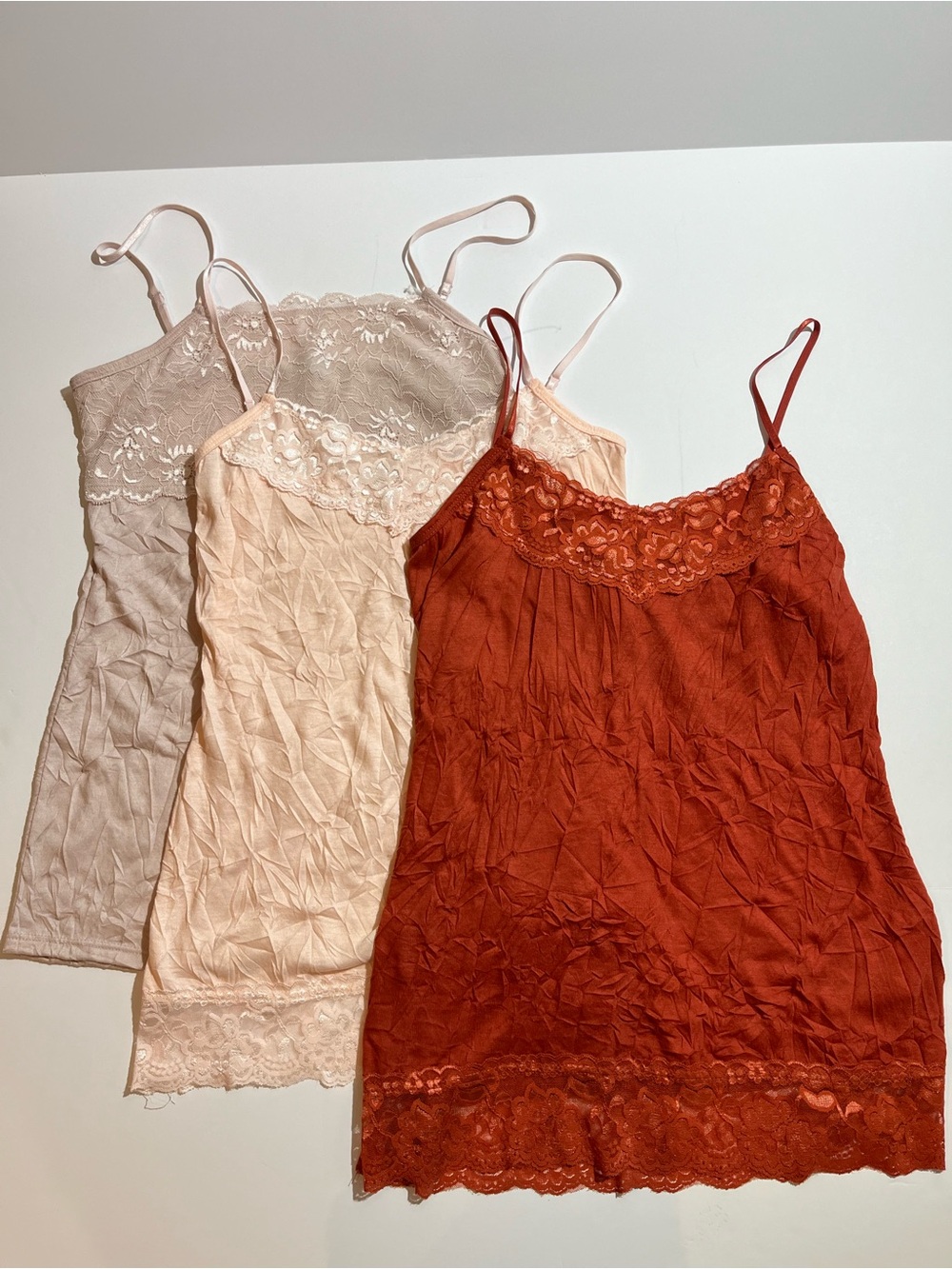 3 Maurices  Cami Womens Med Crinkle Y2K Fairy Lace Tank Top Stretch Romantic